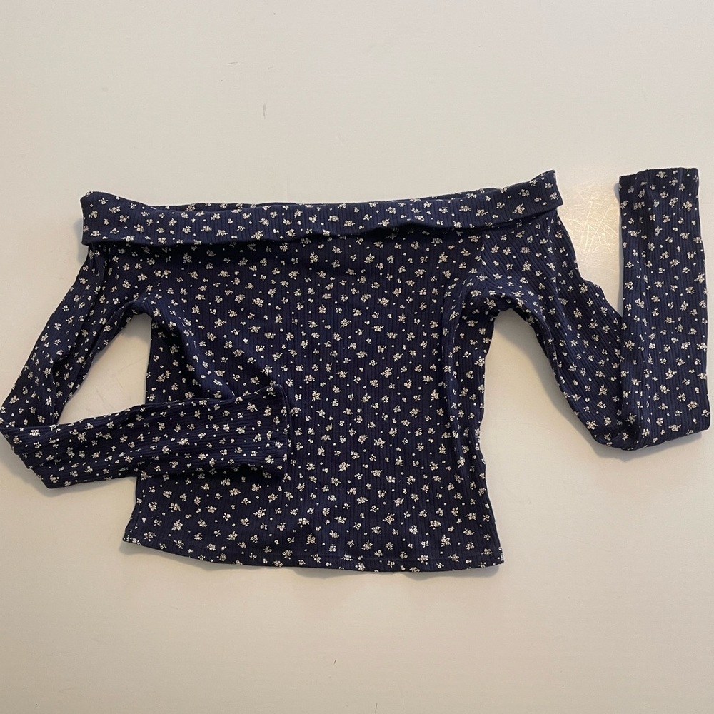 Off The Shoulder Ribbed Long Sleeve Crop Navy‎ Floral
